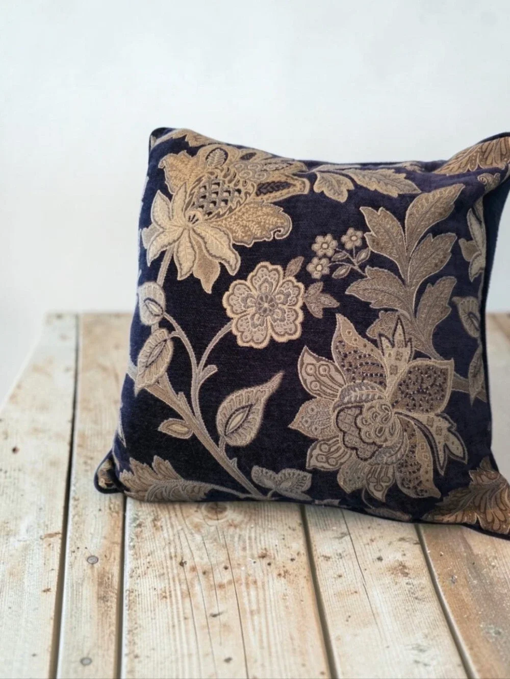 NWOT PIER 1 Velvet-Like Pillow In Blues And Tans